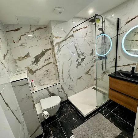 York's * Saint-Herblain