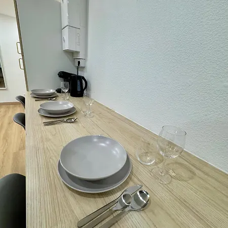 York's * Saint-Herblain